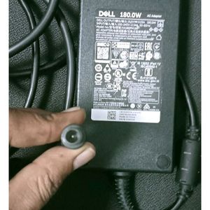 DELL LAPTOP CHARGER NEW AND ORIGINAL 180