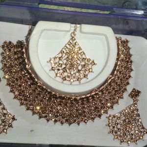 Golden Jewellery Set