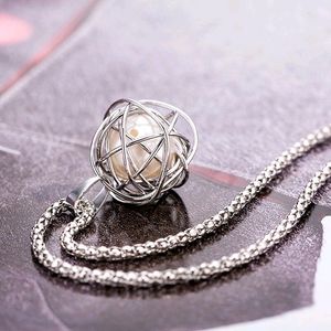 Bird Nest Crystal Pearl Pendant