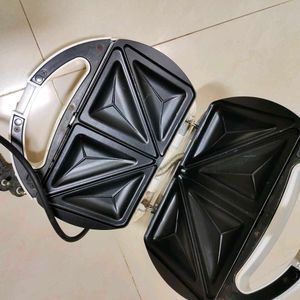 Bajaj Toaster And Griller