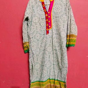 Women Kurta(L)Size