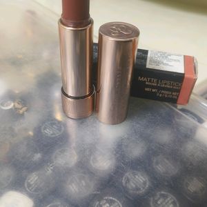 Anastasia Beverly Hills -Sugar Plum Matte Lipstick