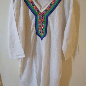 White Kurti