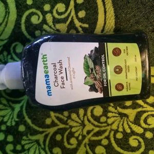 Mamaearth Charcoal Face Wash