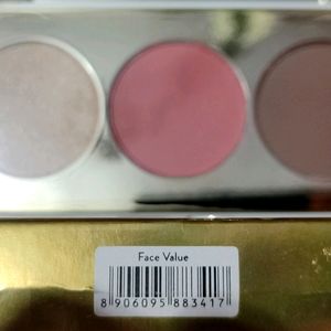 Chisle Kit 3 In 1 Blush Highlighter Bronzer