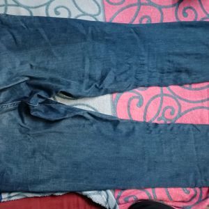 Selling Good Jeans at Very Low Price