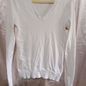 UNIQLO White Sketch Tops