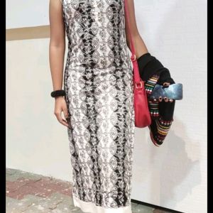 Black And White Straight Long Kurti (Stretchable)