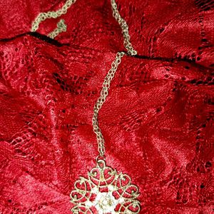 Snowflake Pendant Necklace