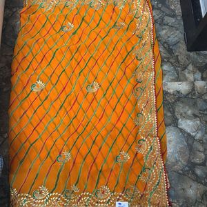 A Chiffon Saree With Blouse Piece