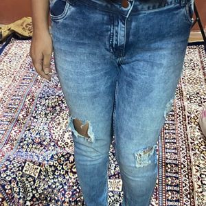 Ginger Brand By Lifestyle Women Ripped Jeans