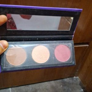 Sugar Contour Face Pallete/ Blush/ Eye Shadow