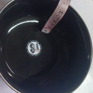 Heavy Non Stick Souce Pan .