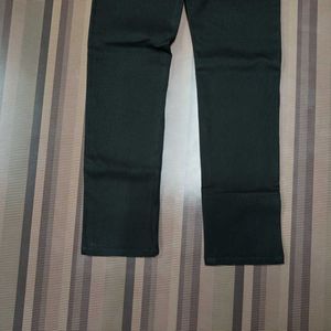 DG-105 Size-32 Straight Jeans