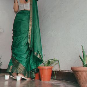 Beautiful Green 💚 Saree...With Border Light Weigh