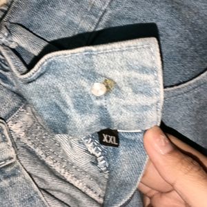boyfriend jeans ripped