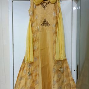 Diwali Sale! Gown For Women's