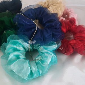 PEARL SCRUNCHIES