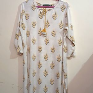 Avaasa Women's Kurta