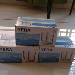 Yera Glass Set