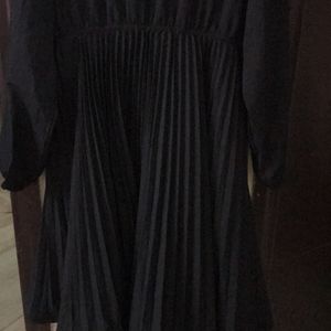 Black Pleated Dress Fits M/L