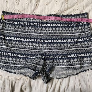 329RS Jack Wills Shorts