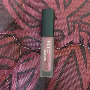 Huda Beauty Mini Liquid Lipstick