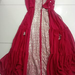 Selling Nayra Cut Gown