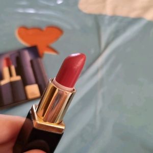 Estee Lauder Sculpting Lipstick