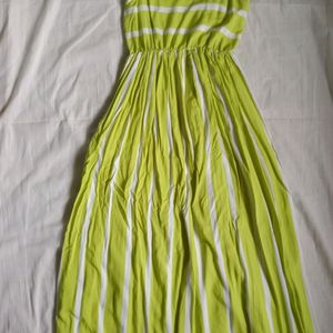 Green Sleeveless Dress