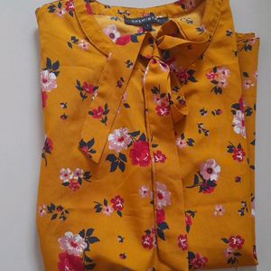 Beautiful Mustard Brand New Top