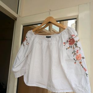 Embroided Sleeves Trendy White Top