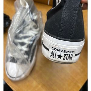 ORIGINAL CONVERSE HIGHTOP SNEAKERS