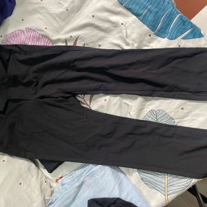 UNIQLO FORMAL PANTS !! ( MAKE OFFERS )