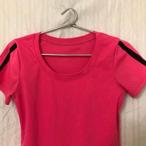 Round neck pink T shirt