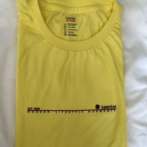 Boys Half Sleeves Medium Size T Shirt Yellow