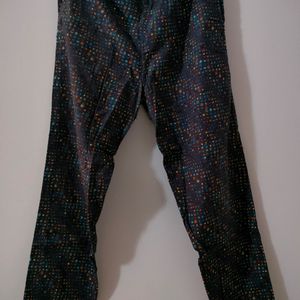 Price drop- Multicolored Printed Pant for women