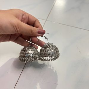 Jhumka