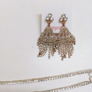 Beautiful Sparkling Earings And Pair Of Anklet