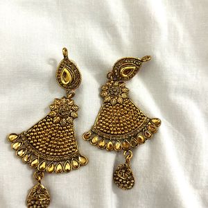 Golden Jewellery Set Only 1 Time Use