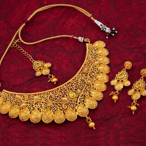 Choker Necklace Set For Women