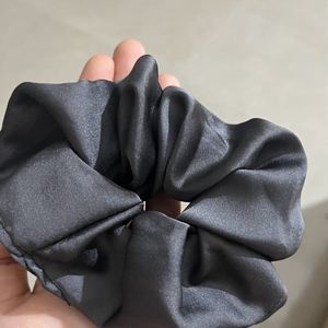 Set Of 3 Scrunchies