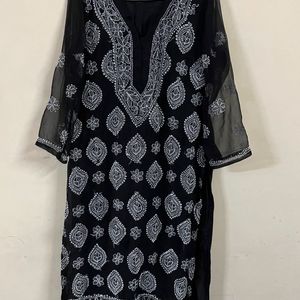 Chikan Kurti