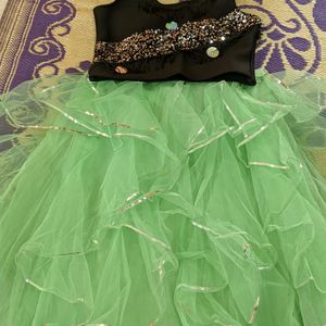 Pista Green Skirt And Top