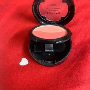 VoV Blusher With Brush