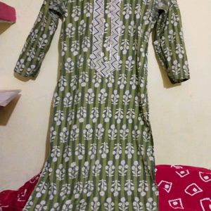 Selling Fancy Women Kurti