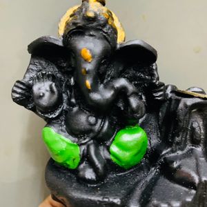 Ganesh Idol With Sambrani Holder