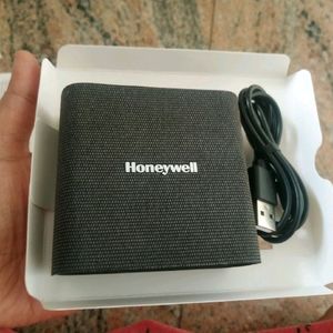 Honeywell Zest Wireless 3 In 1 Foldable Charge