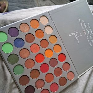 Jacklyn Hill Pallete