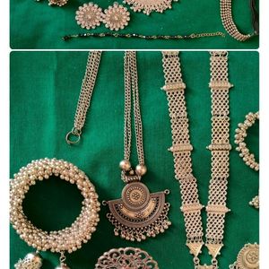 Jewellery Set From Women